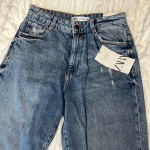 Zara Mom Slim Fit Jeans